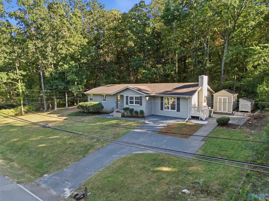 9605 Nottingham Lane, Huntsville, AL 35803 - #3