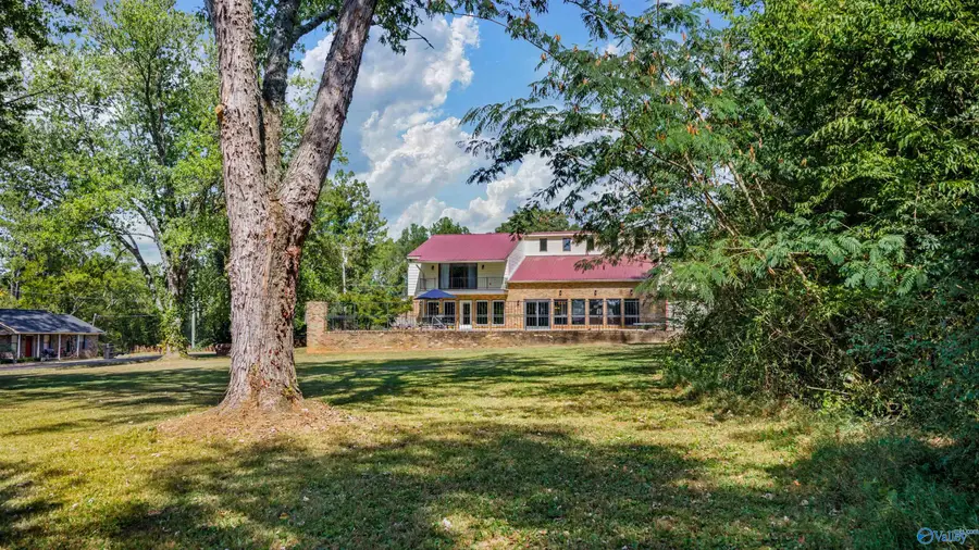 48 Elizabeth Drive Ne, Fort Payne, AL 35967 - #3