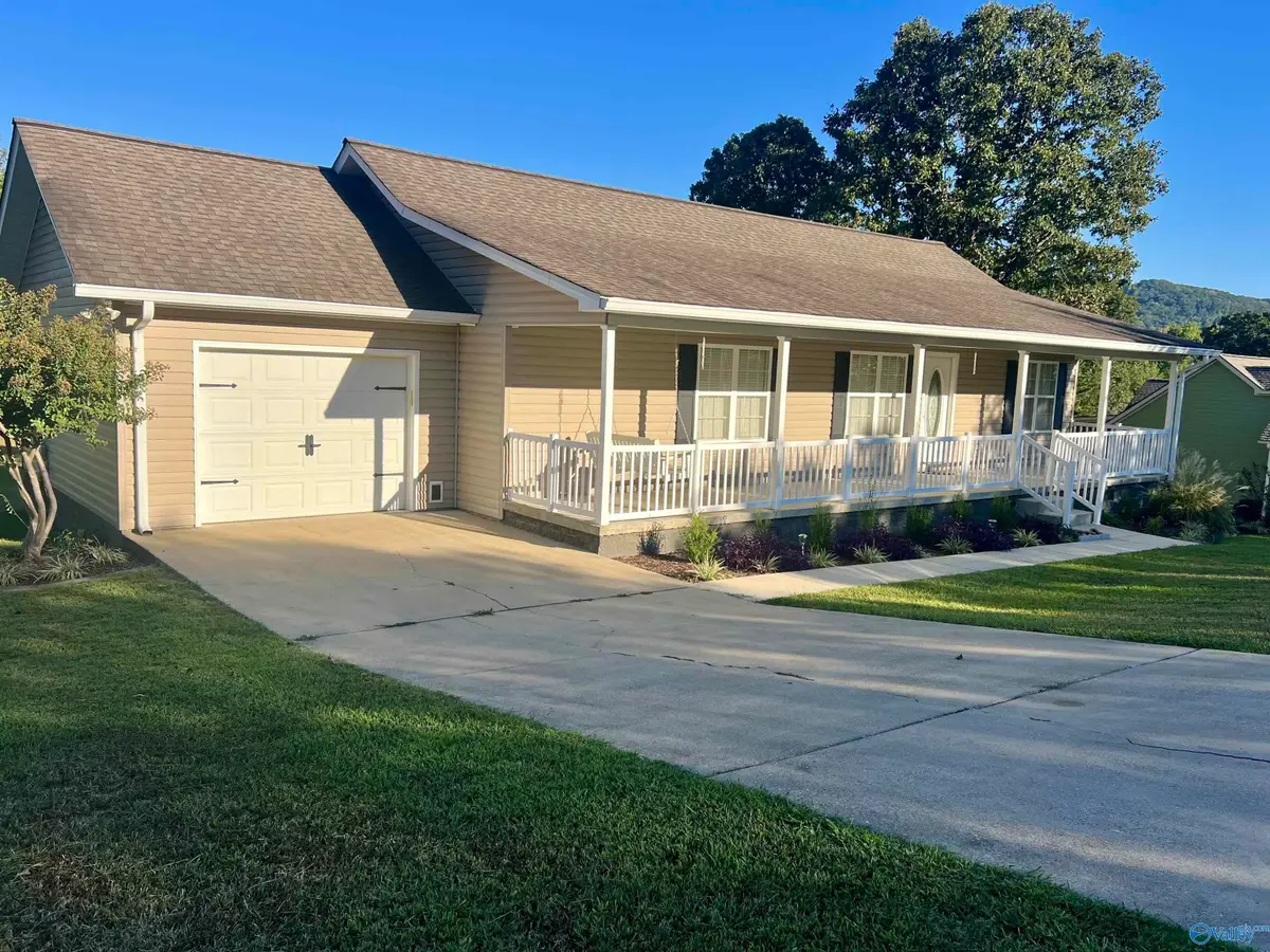 307 NW Hope Drive, Fort Payne, AL 35967 - #1
