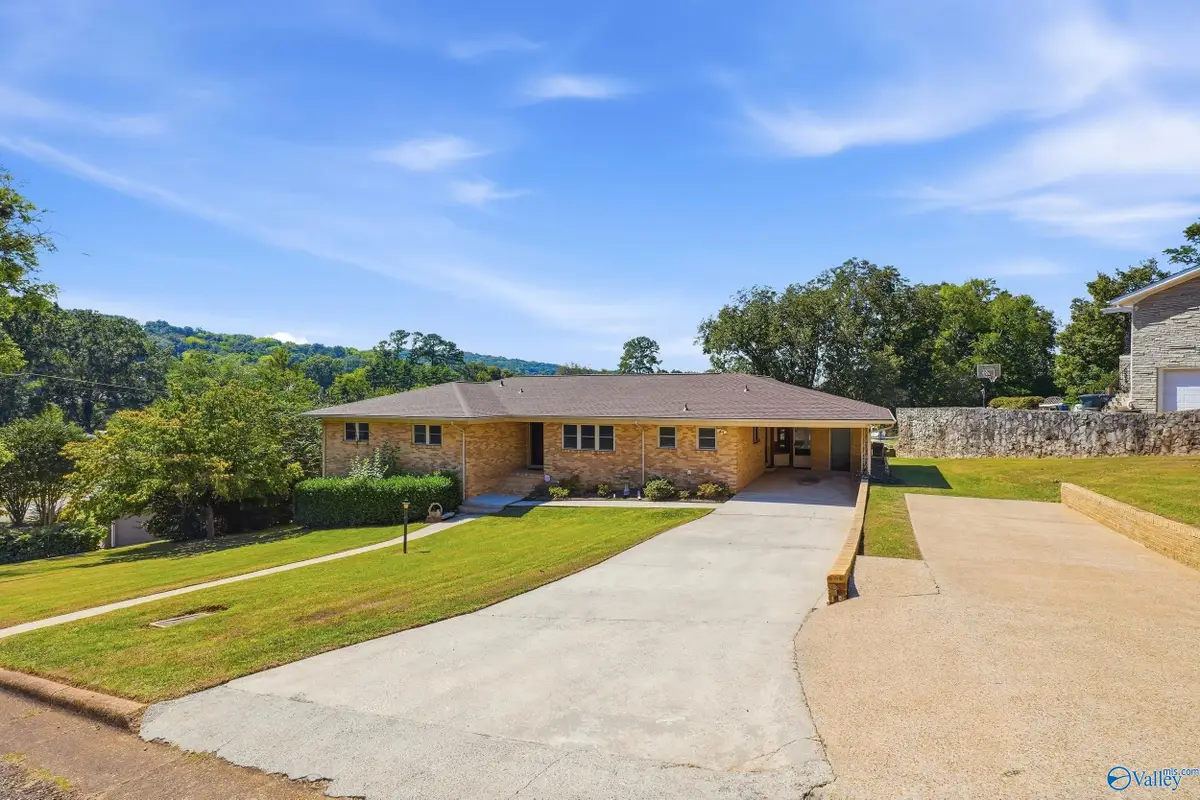 1400 Darnell Street Se, Huntsville, AL 35801 - #1