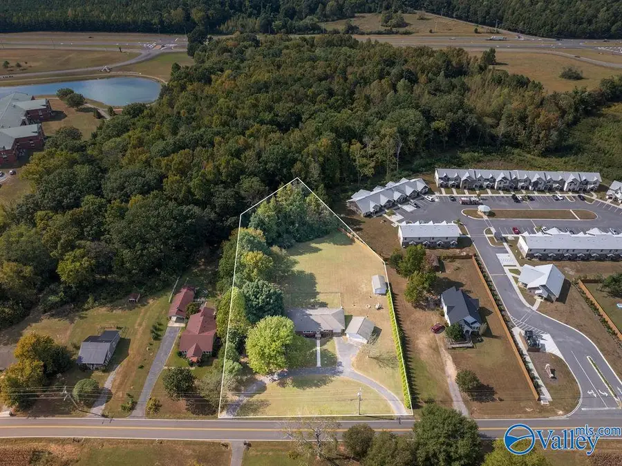 1207 Crawford Road, Scottsboro, AL 35768 - #2