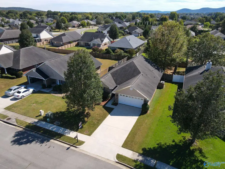 4824 Canterwood Drive Se, Owens Cross Roads, AL 35763 - #2