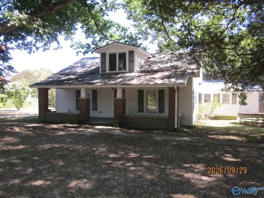 506 Hine Street N, Athens, AL 35611 - #3