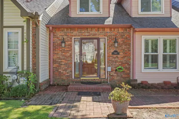 1563 River Bend Place, Decatur, AL 35601