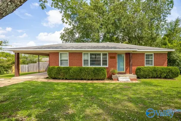 2406 Crestwood Drive, Huntsville, AL 35805