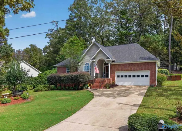 1261 Holiday Drive, Southside, AL 35907