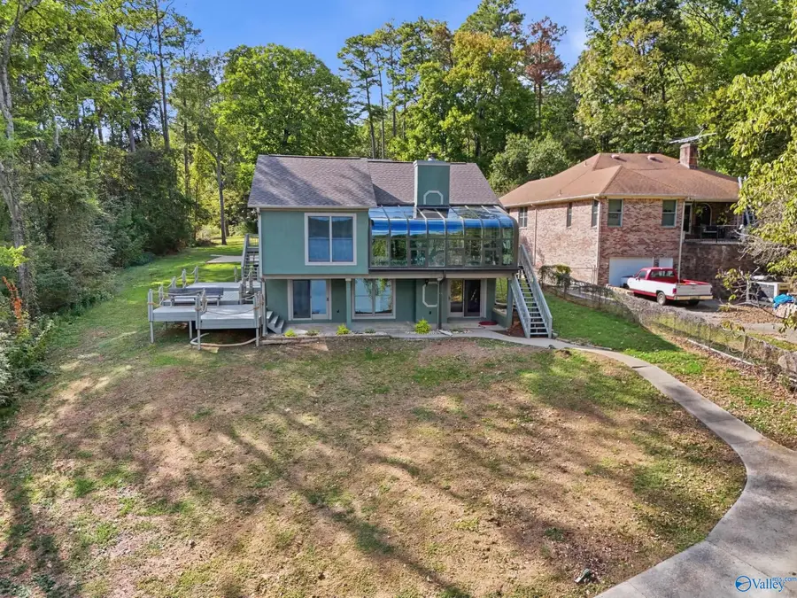 386 Bluff Drive, Rogersville, AL 35652 - #2