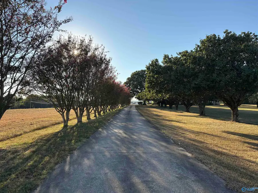 13085 Mooresville Road, Athens, AL 35613 - #3