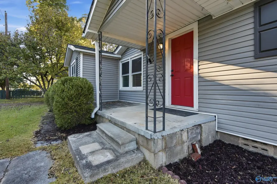 1111 Stevens Avenue, Huntsville, AL 35801 - #3