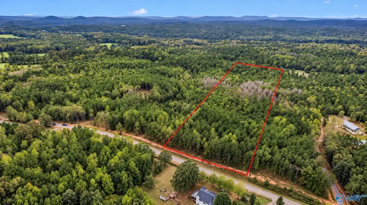 1696 Woods Bend Road, Ragland, AL 35131 - #1