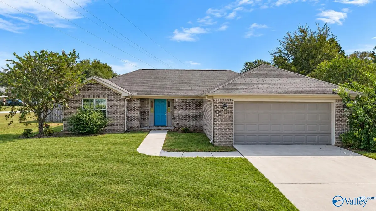 18 Bradford Circle, Decatur, AL 35603 - #1