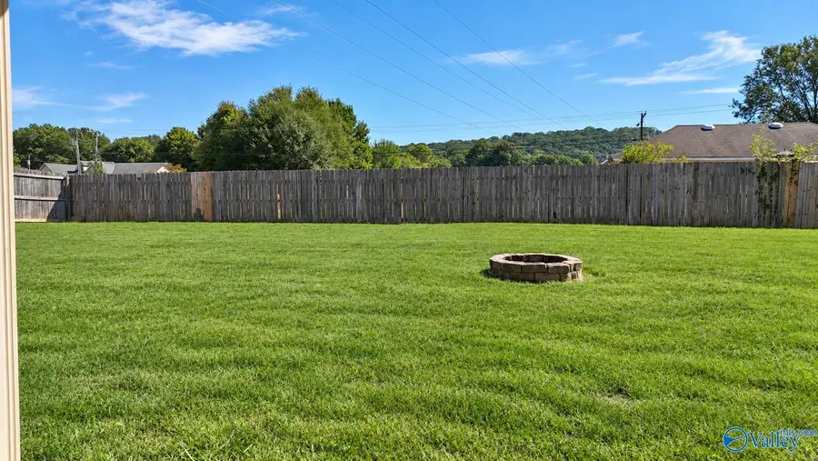 18 Bradford Circle, Decatur, AL 35603 - #3