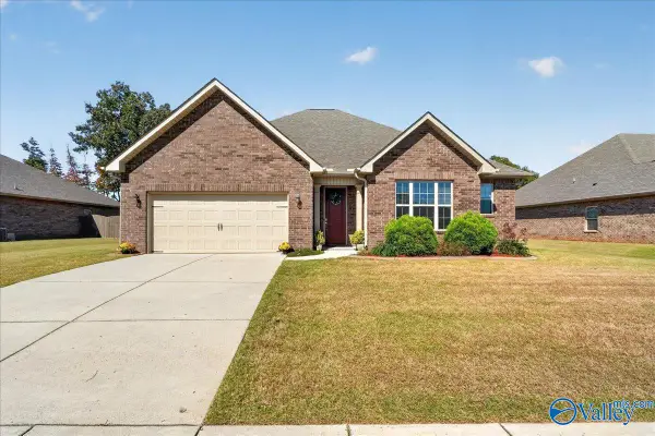 121 Berry Farm Road, Meridianville, AL 35759