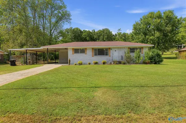 3802 Grand Avenue, Fort Payne, AL 35967