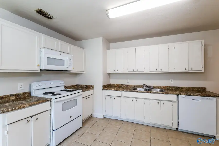 704 Thornton Court, Mobile, AL 36609 - #2