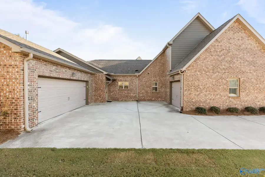 2844 Natures Cove Drive, Owens Cross Roads, AL 35763 - #3