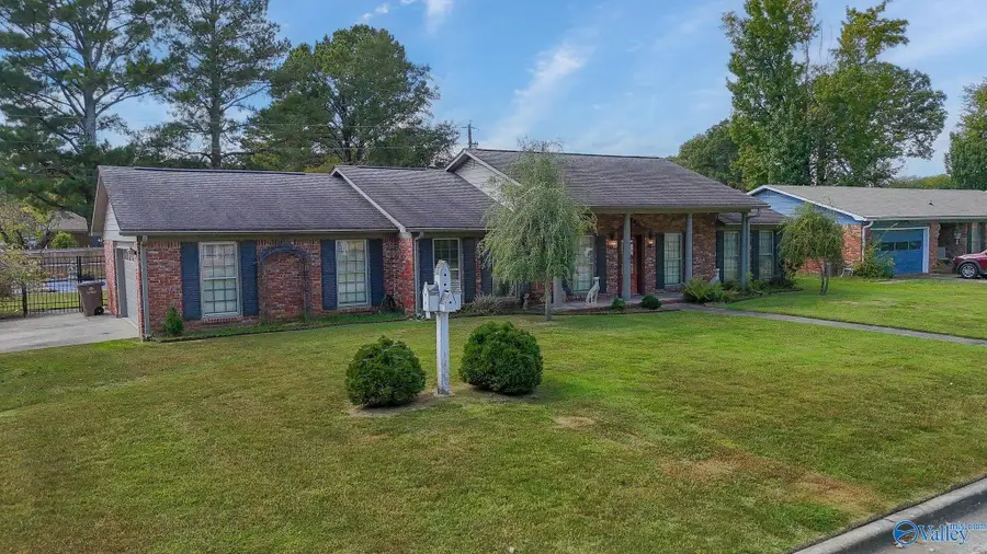 1221 Byron Ave Sw, Decatur, AL 35601 - #3