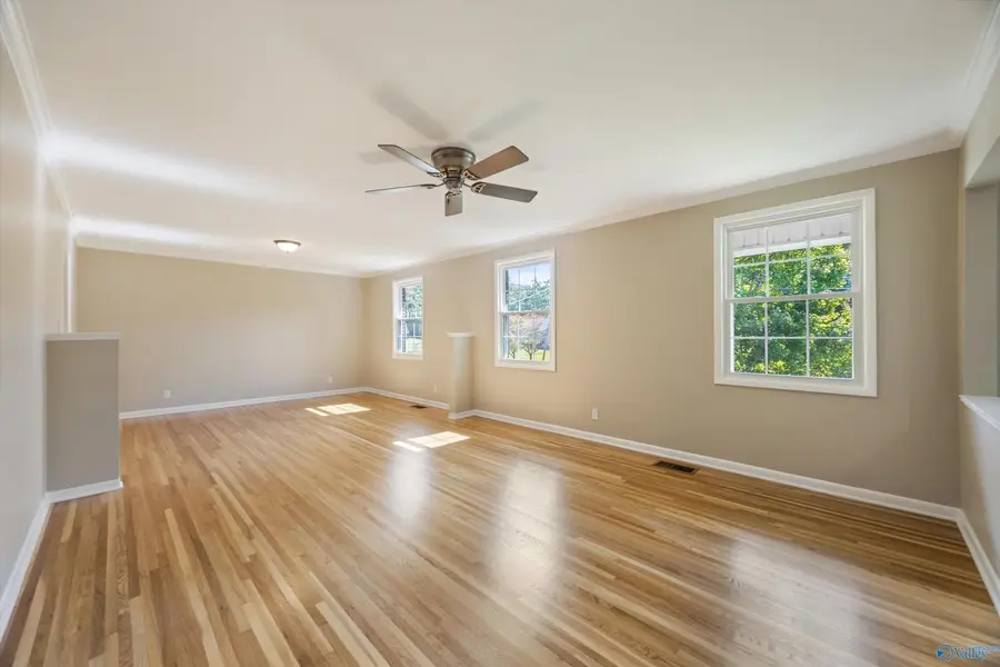 8011 Navios Drive Se, Huntsville, AL 35802 - #3