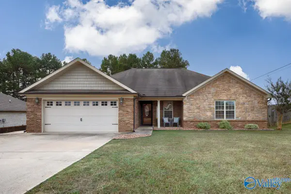27516 Carrington Court, Athens, AL 35613