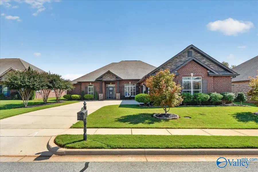 116 Walnut Cove Boulevard, Huntsville, AL 35824 - #2