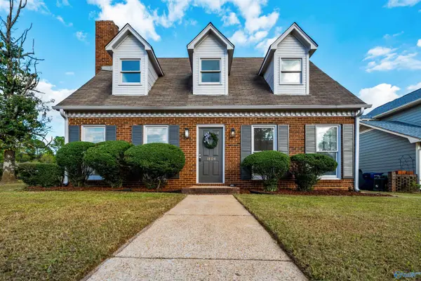 1804 Hollytree Drive Nw, Huntsville, AL 35806