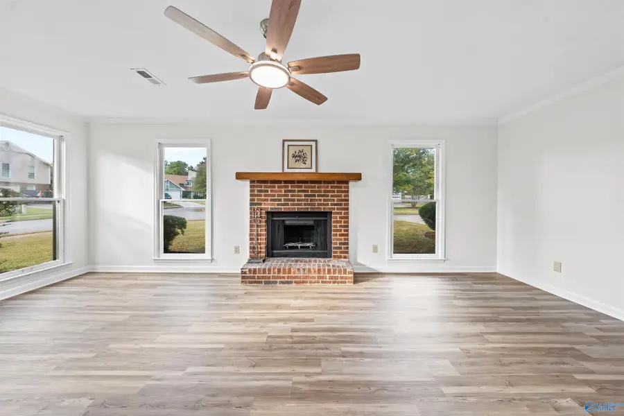 1804 Hollytree Drive Nw, Huntsville, AL 35806 - #2