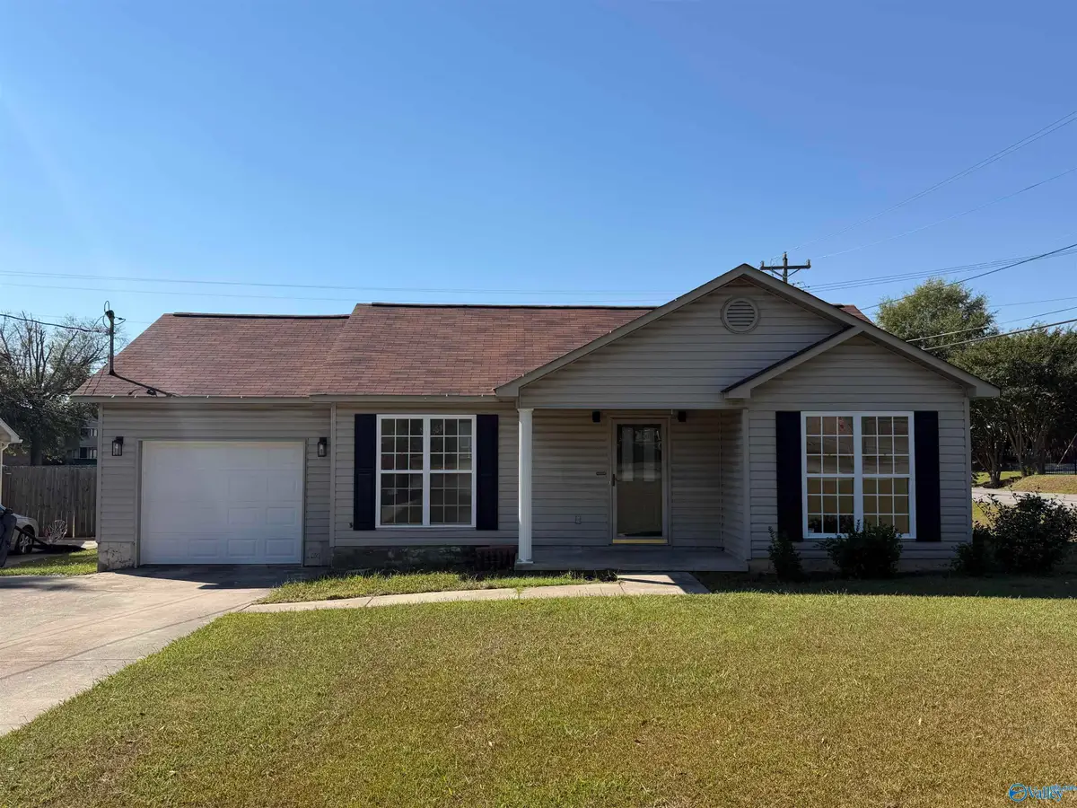1401 Elizabeth Drive Sw, Hartselle, AL 35640 - #1