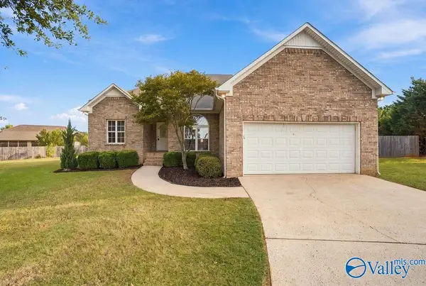 13515 Wisteria Place, Athens, AL 35613