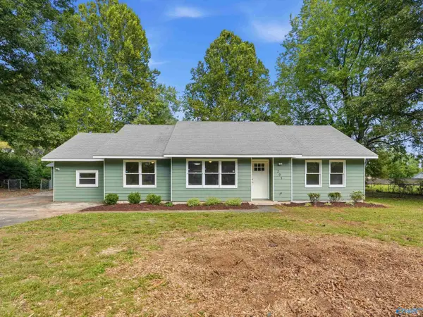 205 Frances Amelia Drive, Huntsville, AL 35811