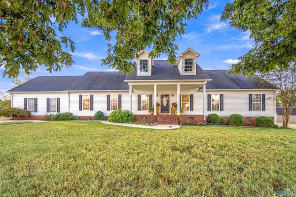 23050 Black Road, Athens, AL 35613