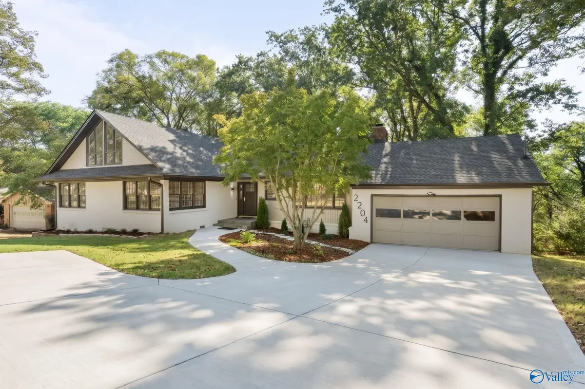 2204 Toll Gate Road Se, Huntsville, AL 35801 - #1