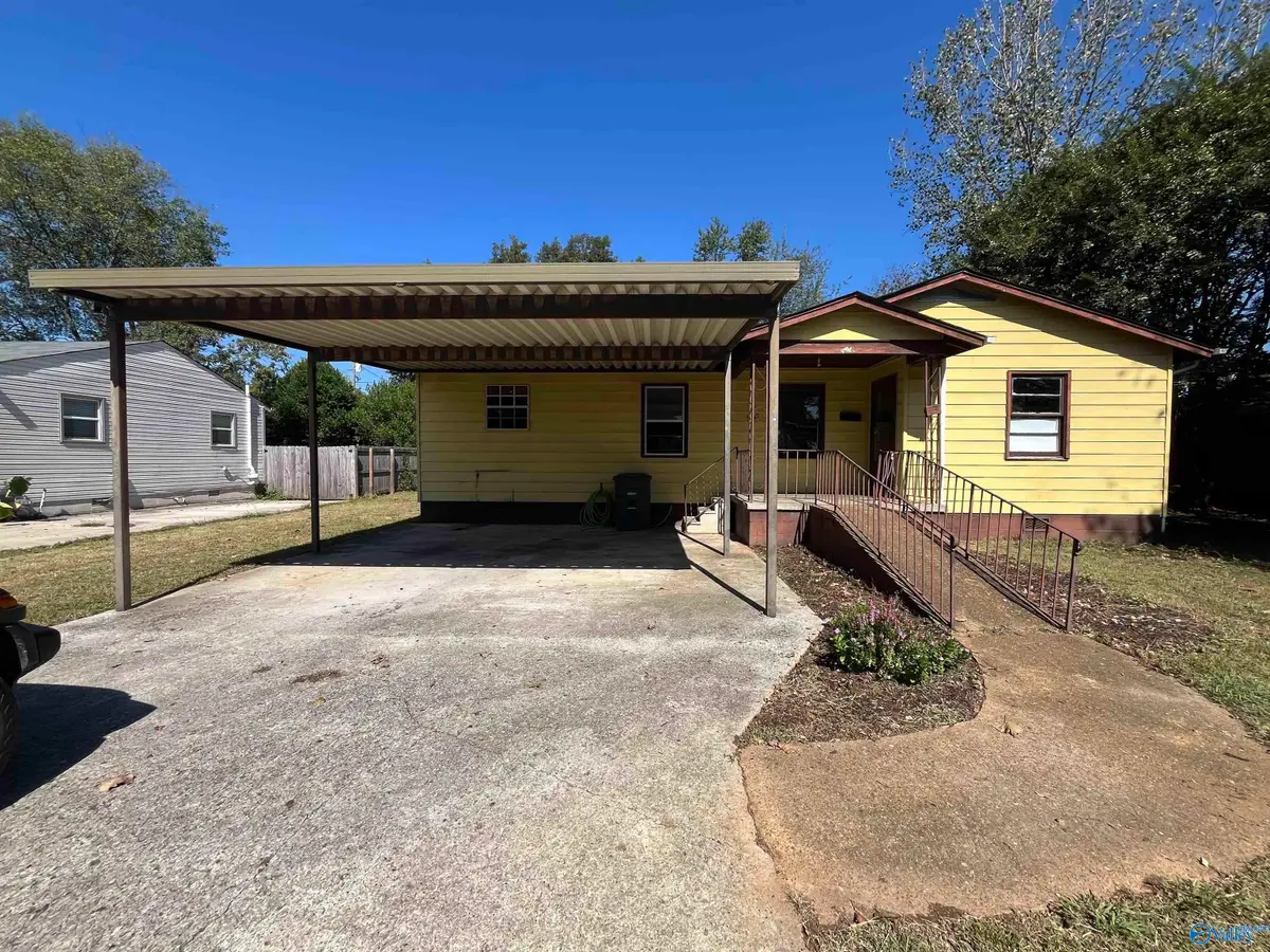 1403 Oakwood Avenue, Huntsville, AL 35811 - #1