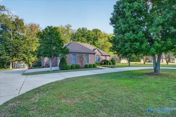 217 Nina Pearl Drive, Huntsville, AL 35811