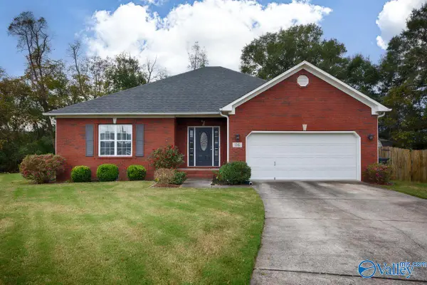 116 Red Sunset Circle, Owens Cross Roads, AL 35763