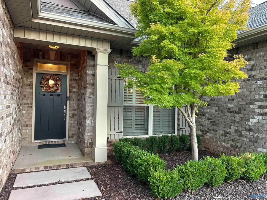 112 Walnut Cove Boulevard, Huntsville, AL 35824 - #2