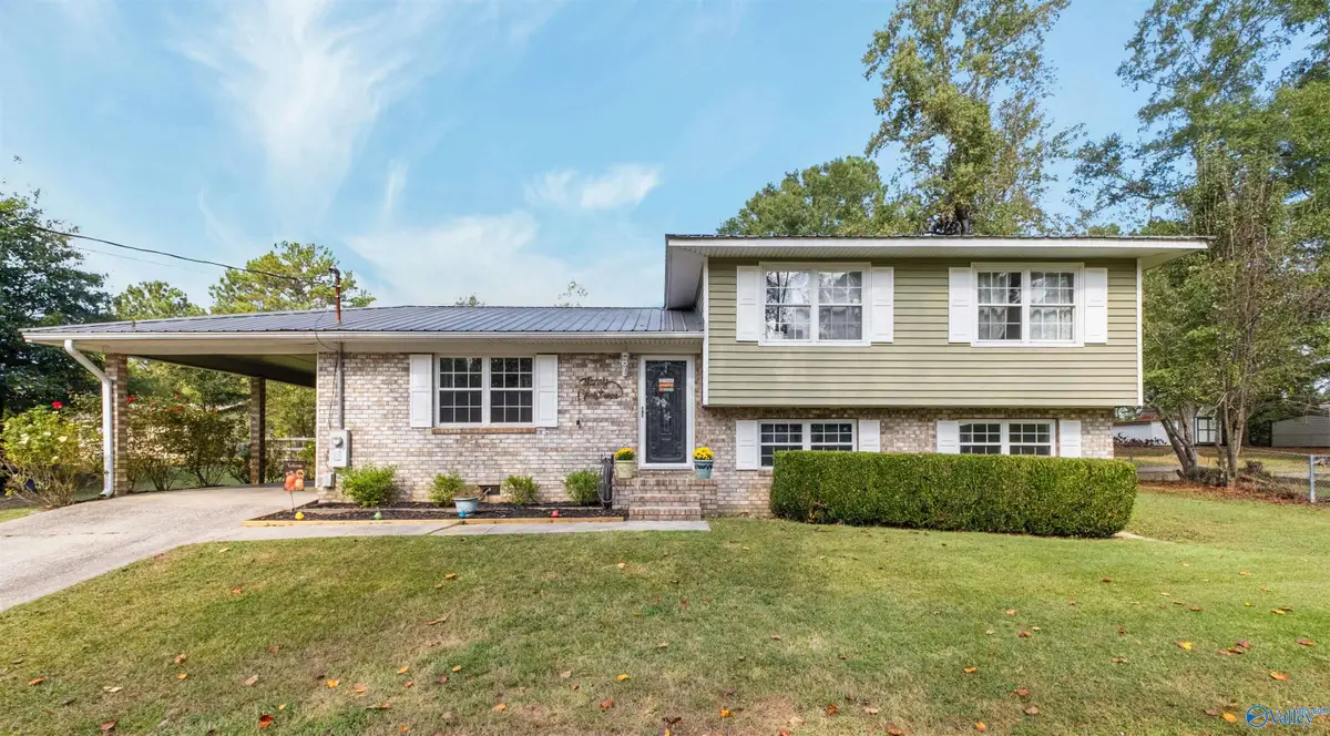 1815 Harts Ferry Road, Ohatchee, AL 36271 - #1