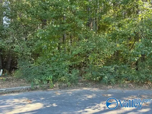 222 Covedale Circle Nw, Madison, AL 35757