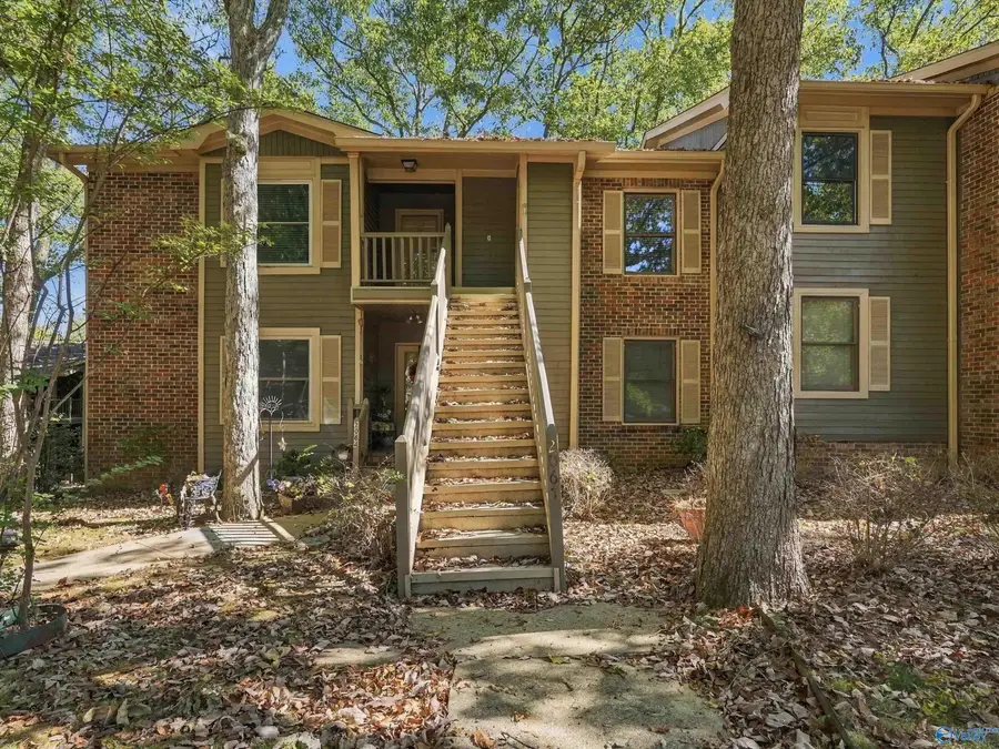 2067 Woodlawn Drive #2067, Huntsville, AL 35802 - #2