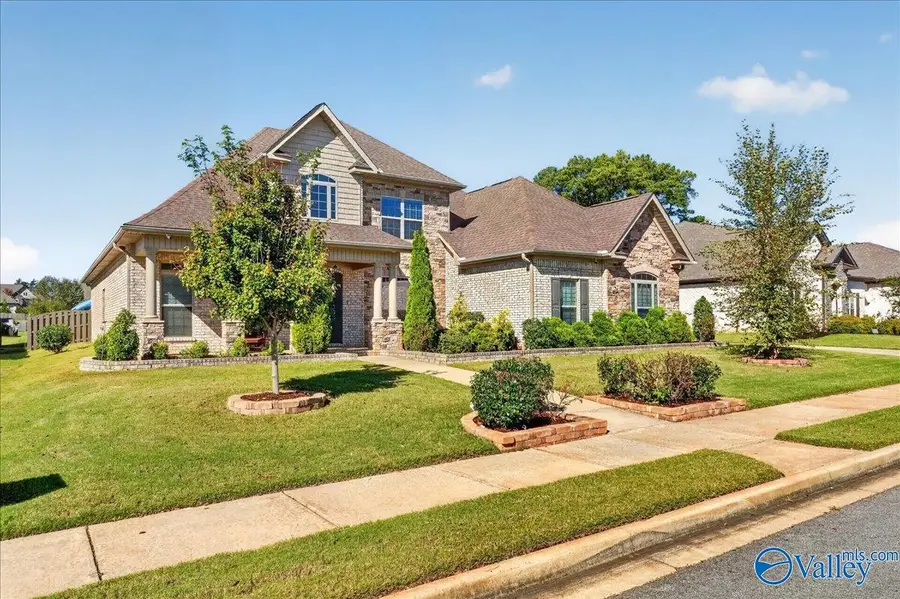 222 Coach Lamp Drive, Madison, AL 35758 - #2