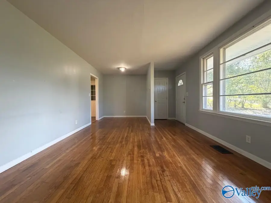 2220 Sullivan Road Nw, Huntsville, AL 35810 - #2