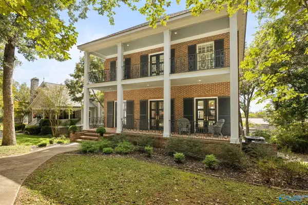 904 Corinth Circle, Huntsville, AL 35801