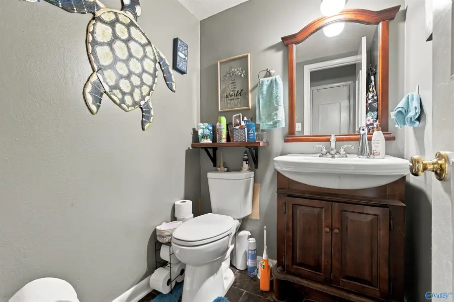 501 Shane Lane, Rainbow City, AL 35906 - #3