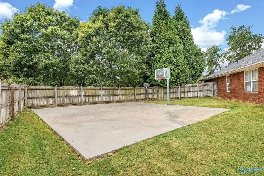 7001 Thornwood Lane, Owens Cross Roads, AL 35803 - #3