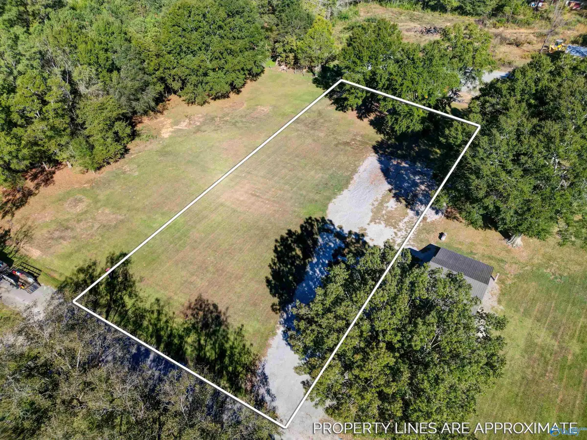 0.84 acres Pine Circle, Hartselle, AL 35640 - #1