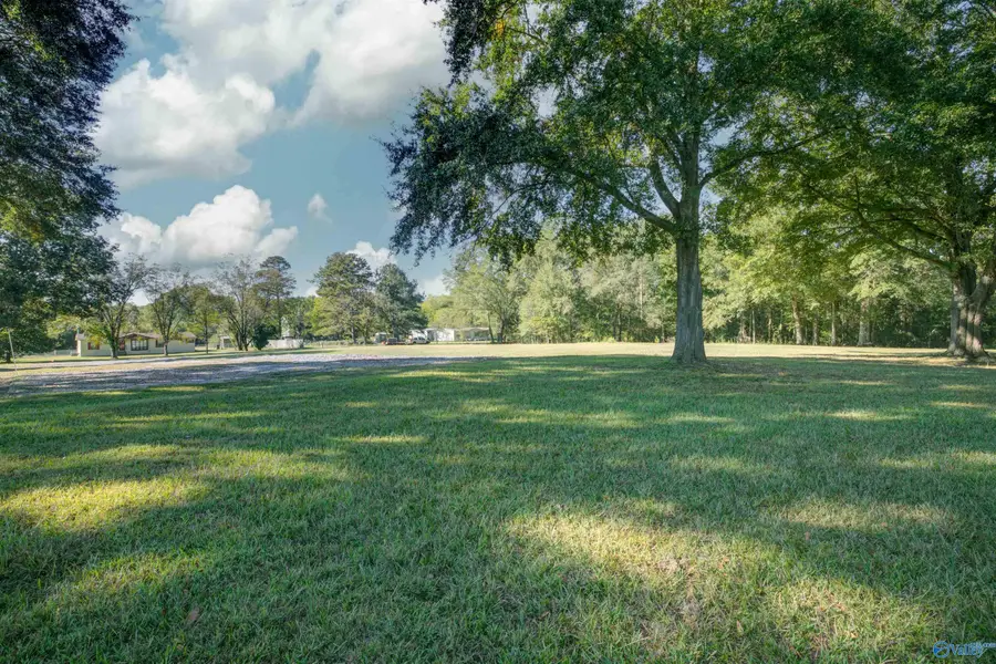 0.84 acres Pine Circle, Hartselle, AL 35640 - #2