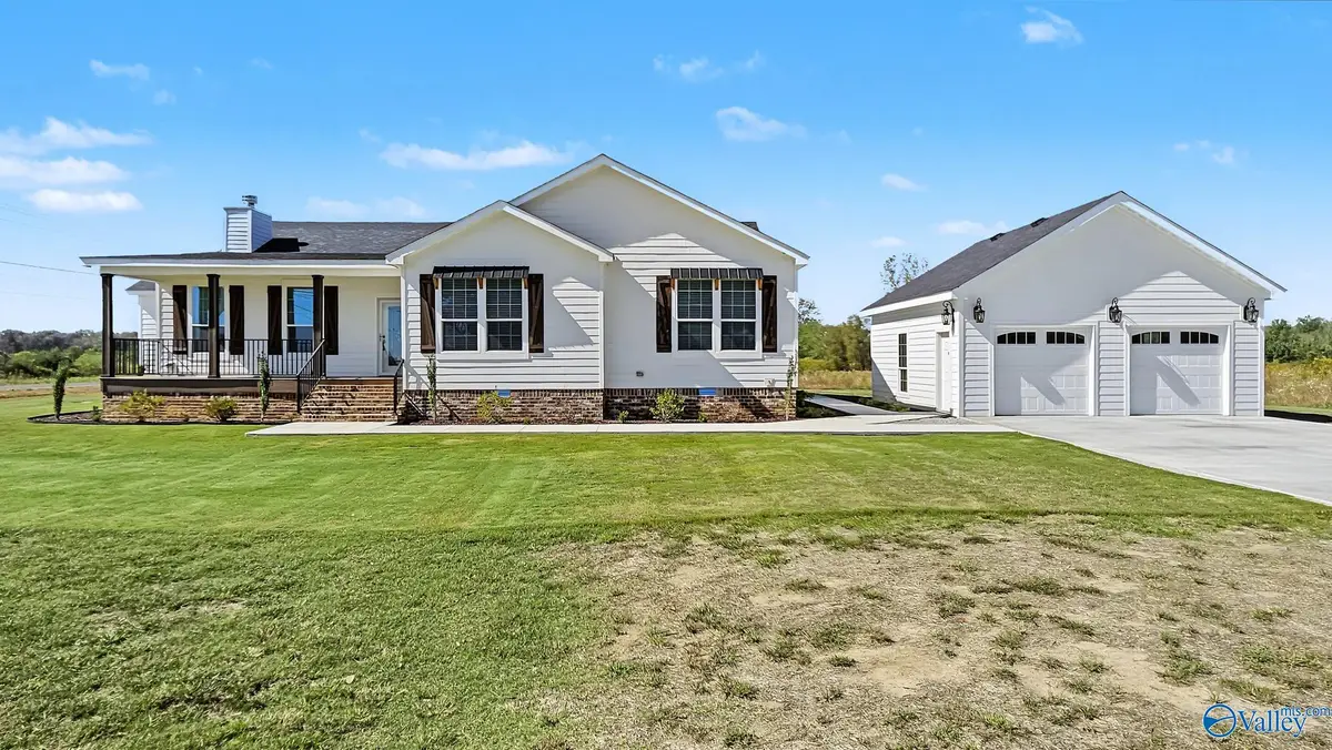 4439 N Huckaby Bridge Road, Falkville, AL 35622 - #1