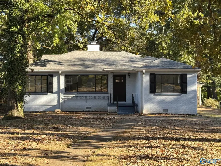 1824 Tune Avenue, Florence, AL 35630 - #2