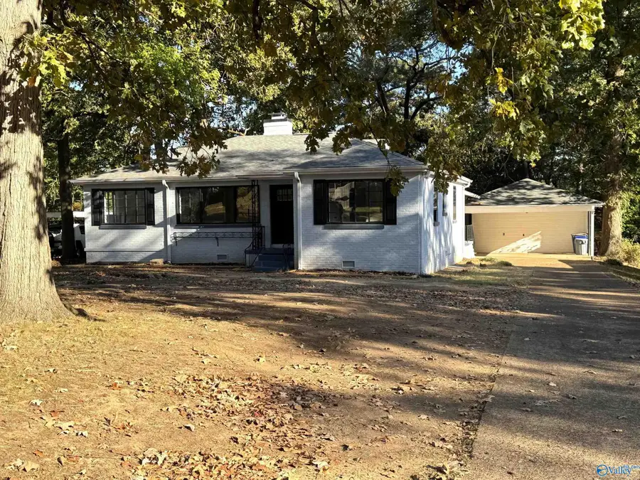 1824 Tune Avenue, Florence, AL 35630 - #3