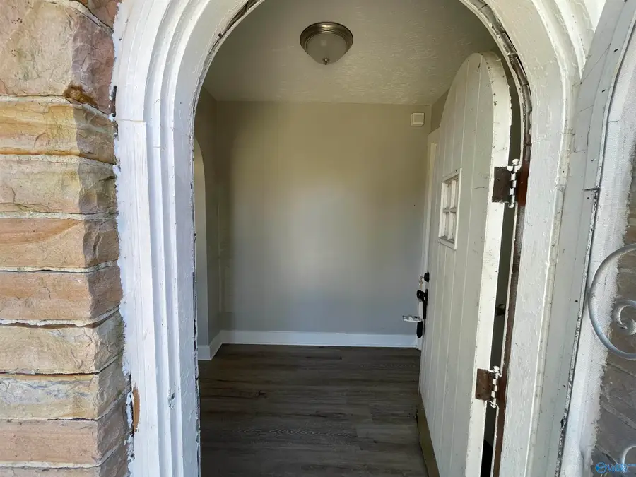 212 S 8th Street, Gadsden, AL 35903 - #3