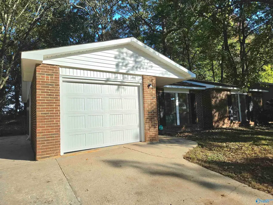3705 Conger Road Sw, Huntsville, AL 35805 - #3